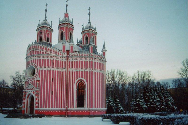 gal/Travelling/russia/architecture/pinkstripechurch.jpg